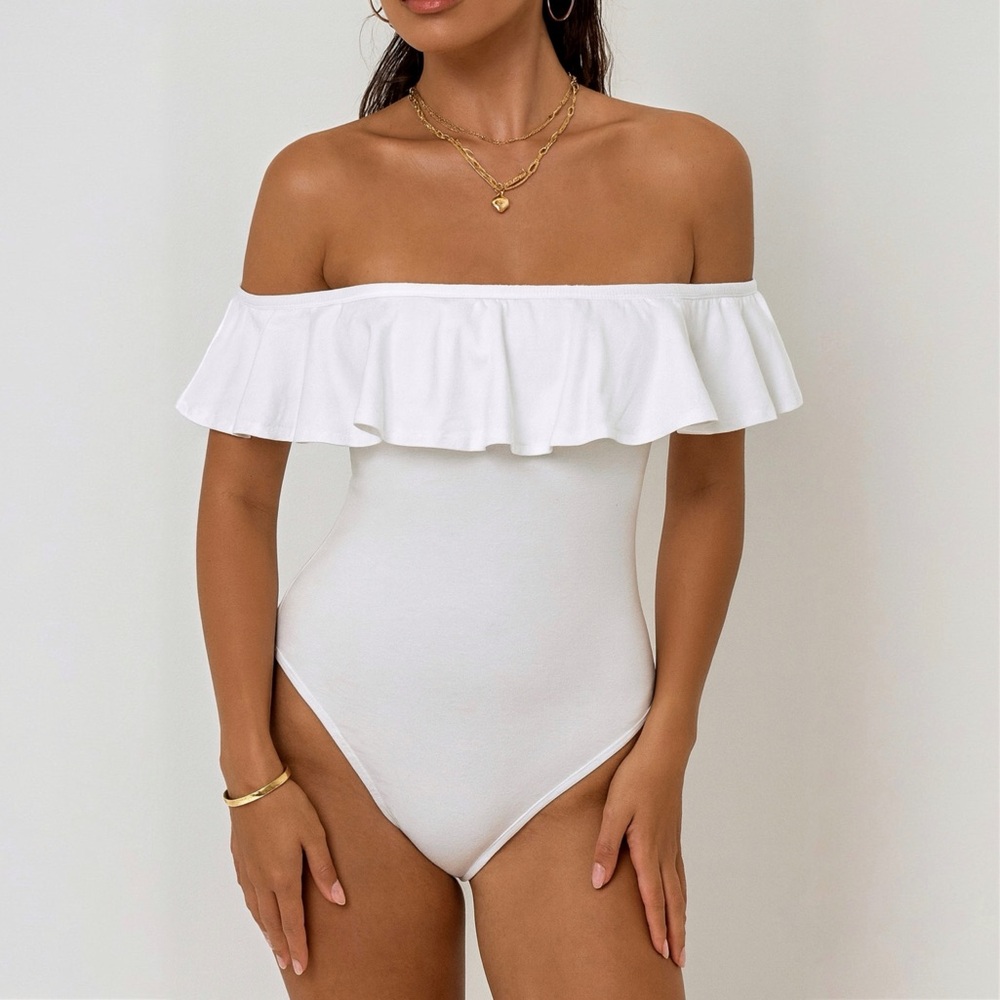 RD Style | Off the Shoulder Ruffle Bodysuit in White - Size Small